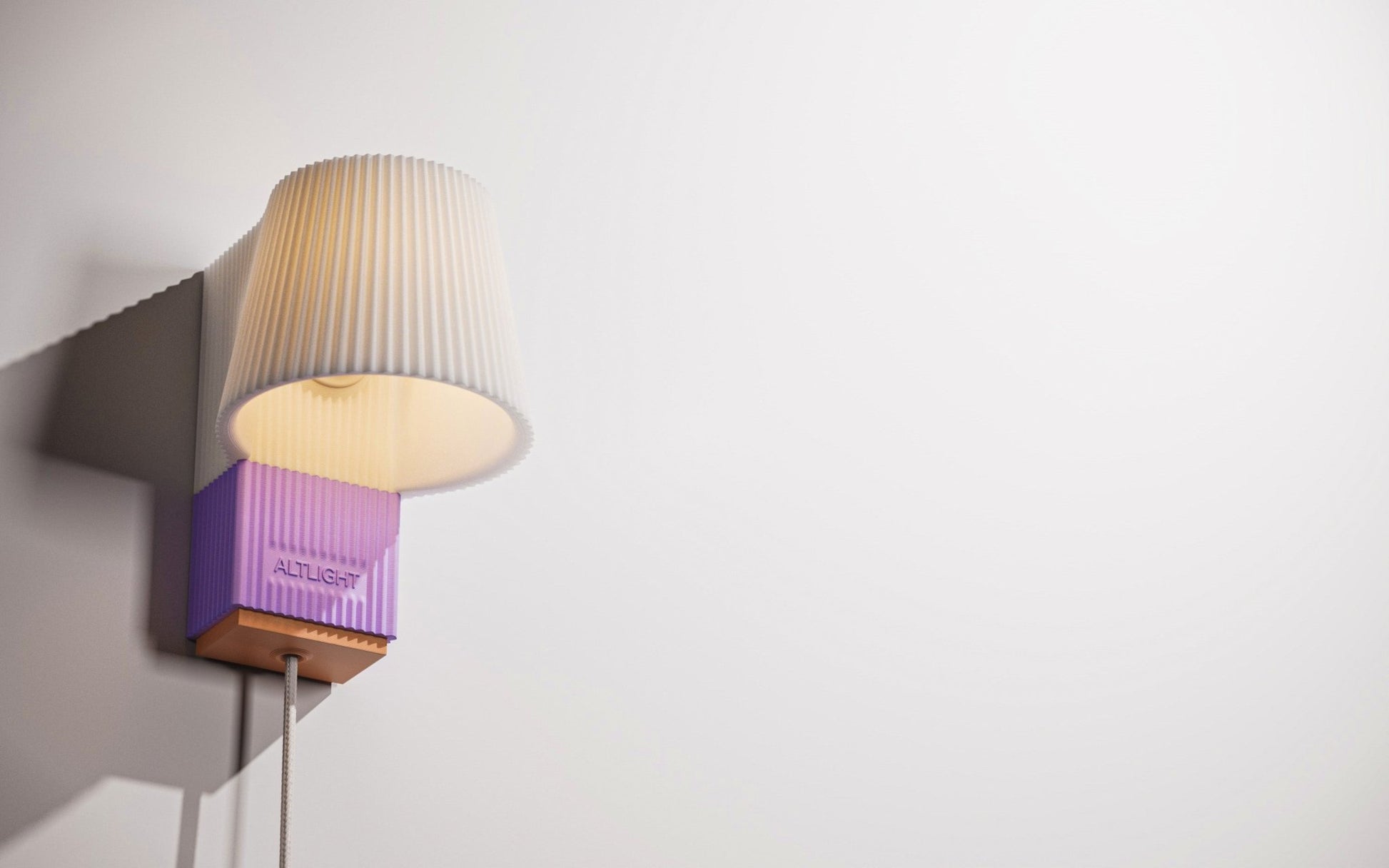Applique Murale ALT Light S – Design durable & audacieux - ALT LIGHT - La Maison MilanaiseALTLIGHTS - 1Violet/OrangeTransparent