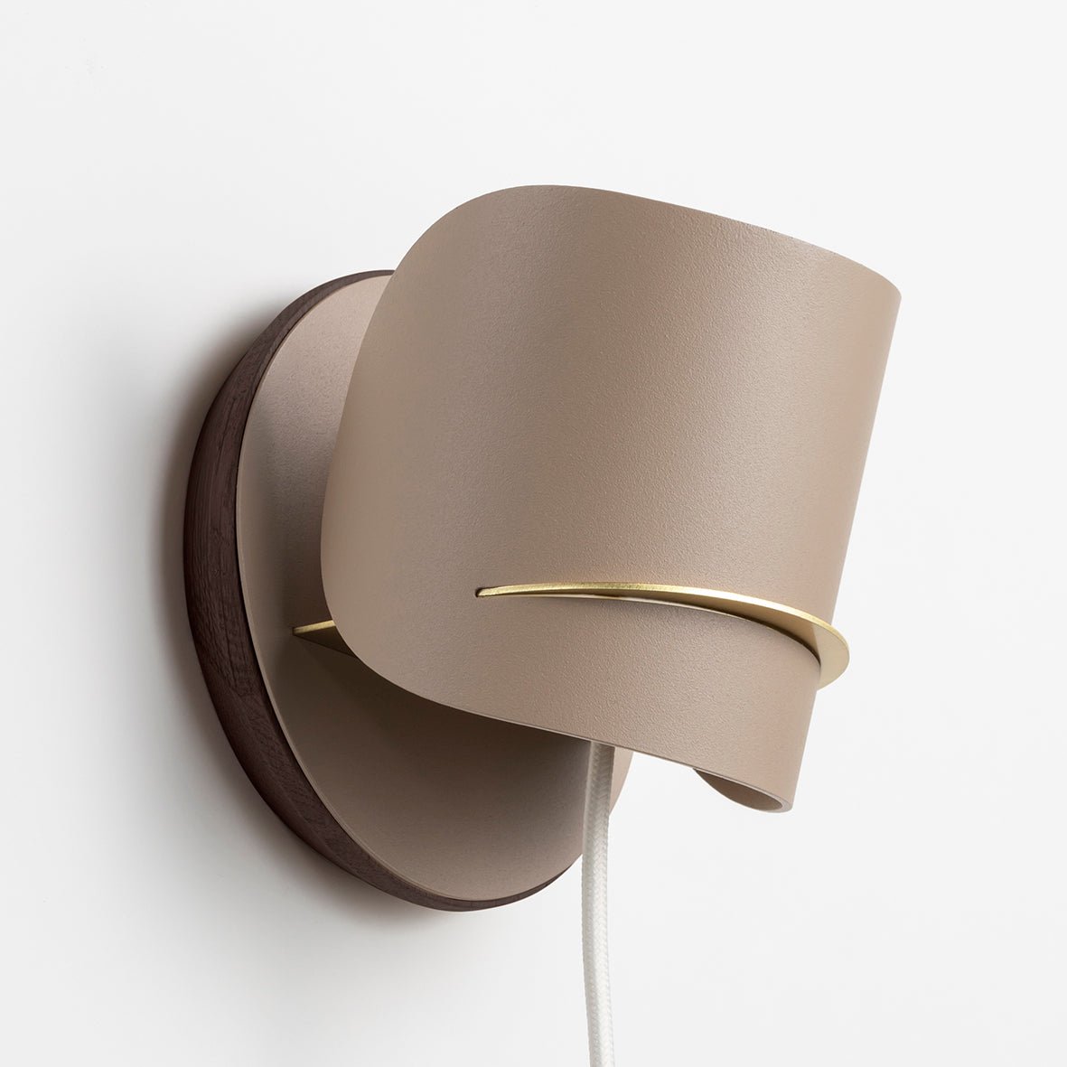 Applique murale design sculptural & écoresponsable Pistil - JURIE & JARRE - La Maison MilanaisePIAP01FOBLBeige LinChêne foncé recycléFil Blanc (prise secteur)