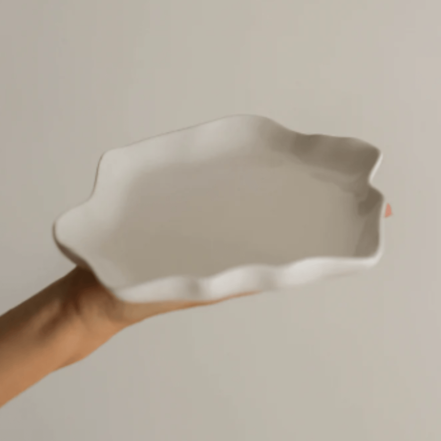 Assiette à dessert en grès blanc LOTUS - MARTINAS HOME - La Maison MilanaisePAWL20