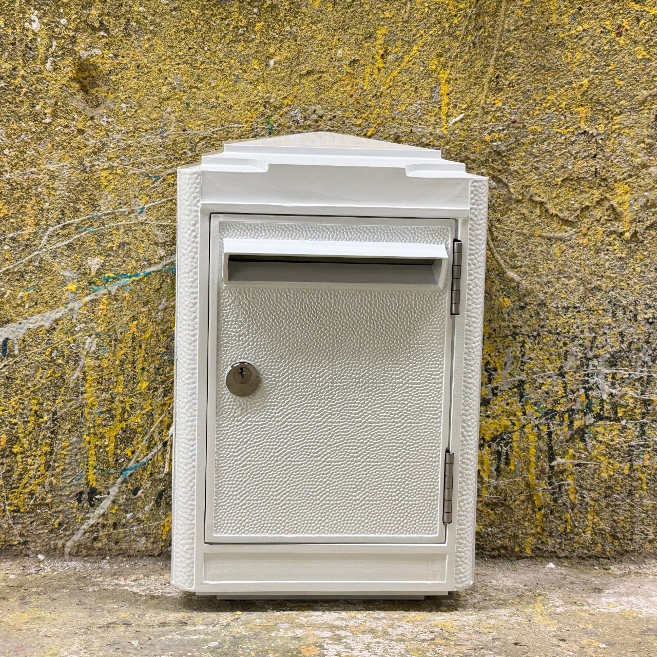 Boîte aux lettres modèle 1945 - LA BOITE JAUNE - La Maison MilanaiseRBAL45 - PM - 1Jaune
