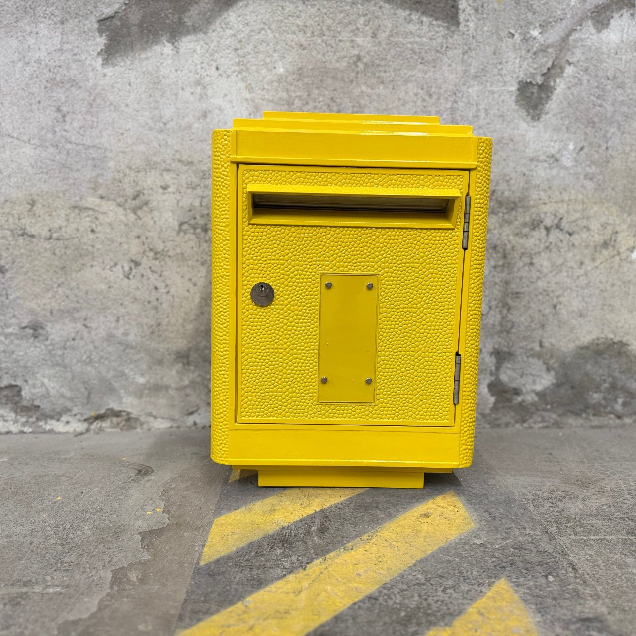 Boîte aux lettres modèle 1950 - LA BOÎTE JAUNE - La Maison MilanaiseRBAL50 - GM - 3Kaki