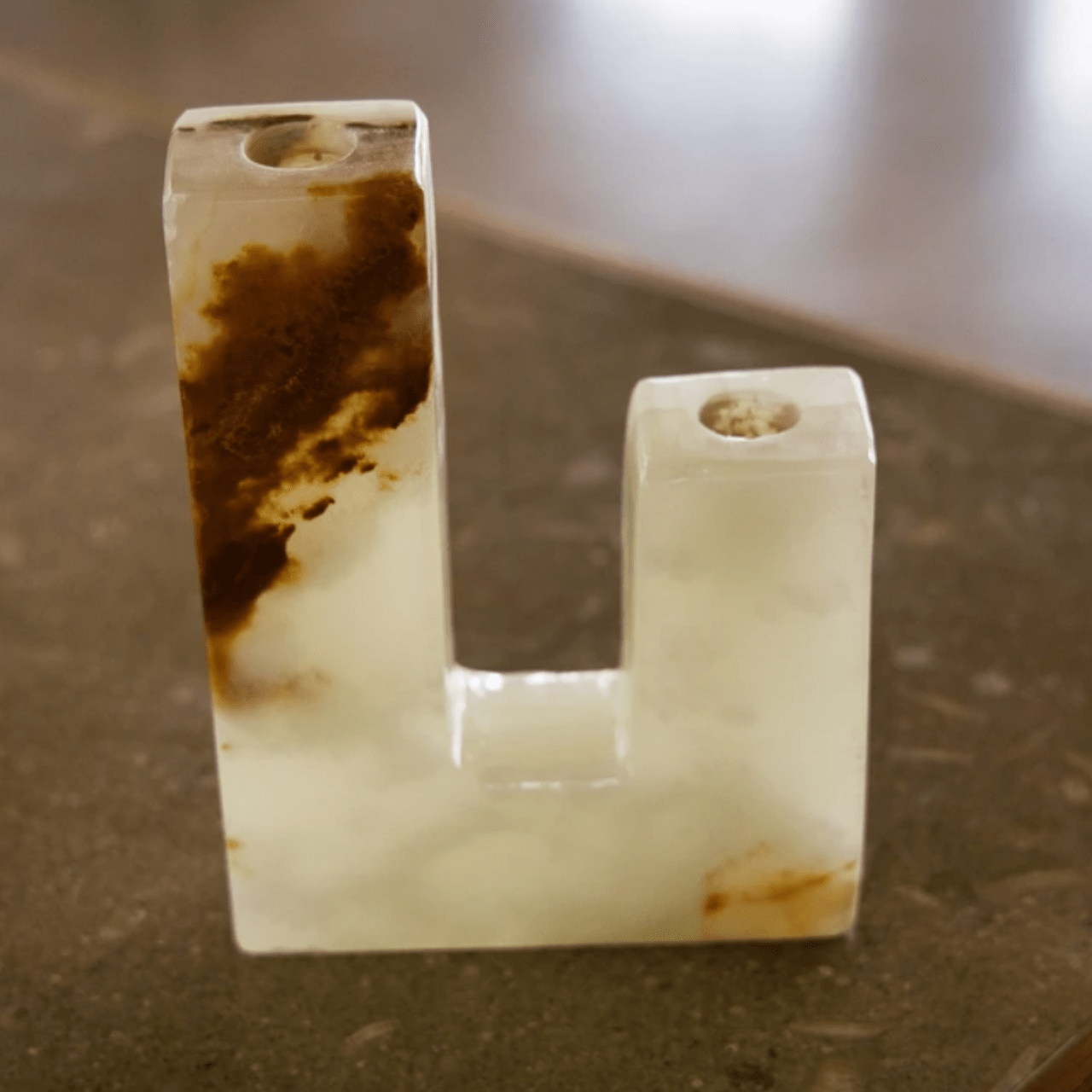 Bougeoir U asymétrique en onyx ou marbre - MANIFESTE - La Maison MilanaiseBOUGEOIRASY - 3Onyx Blanc