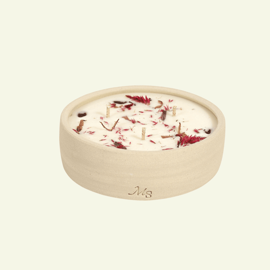 Bougie Fleurie en Grès – Dimanche Gourmand - MAISON SEJOUR - La Maison MilanaiseDIMANCHEGOURMAND - 1200g - 40H