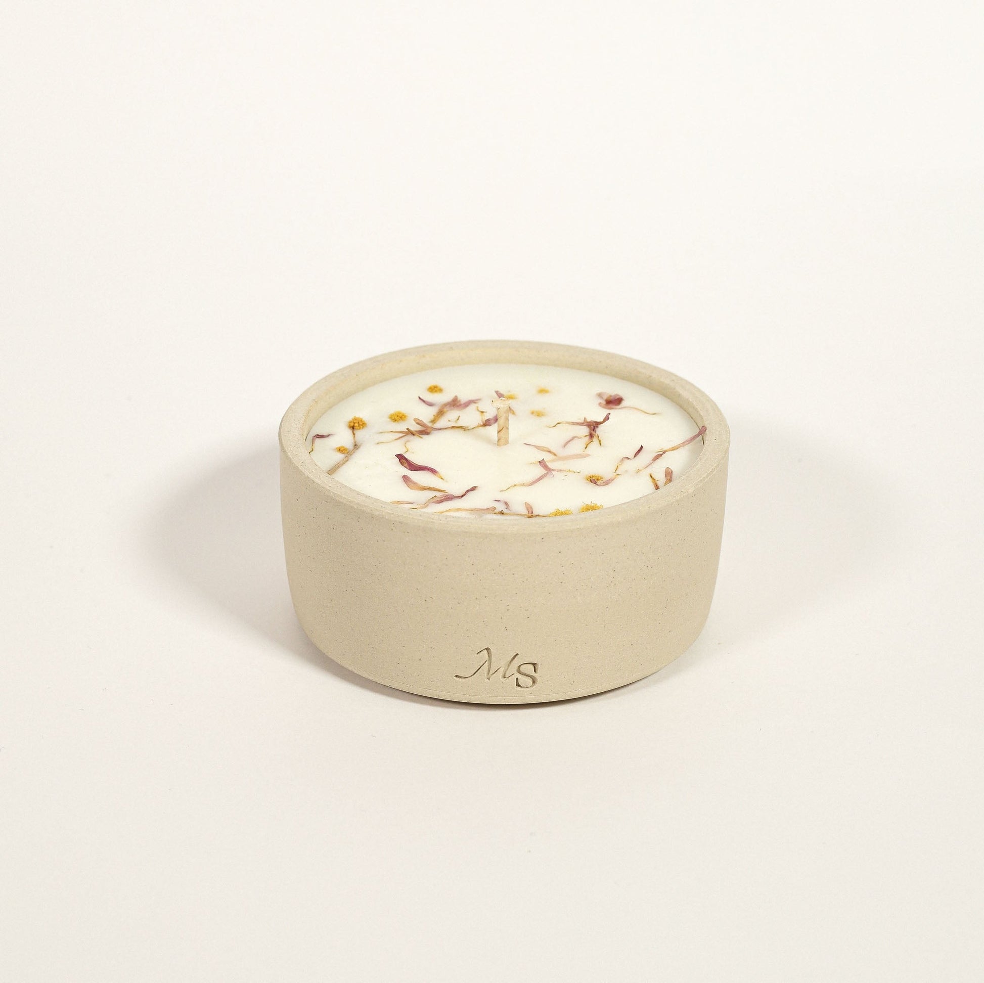 Bougie Fleurie en Grès – Frangipanier & Jasmin - MAISON SEJOUR - La Maison MilanaiseFRANGIPANEJASMIN - 1200g - 40H
