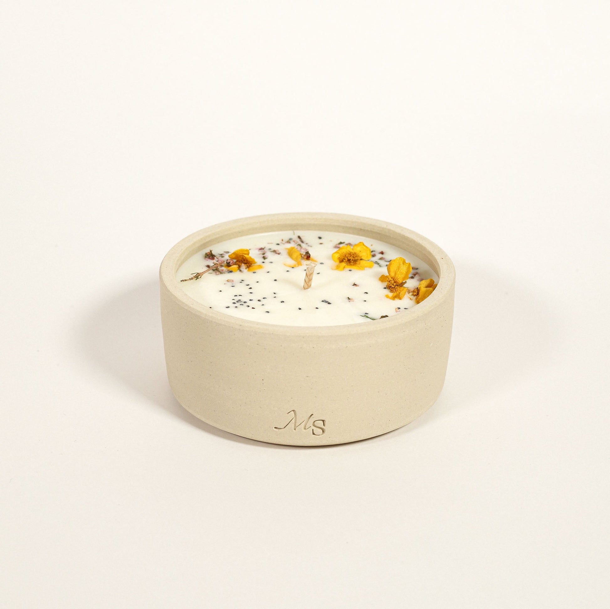 Bougie Fleurie en Grès – Vanille - MAISON SEJOUR - La Maison MilanaiseVANILLE - 1200g - 40H