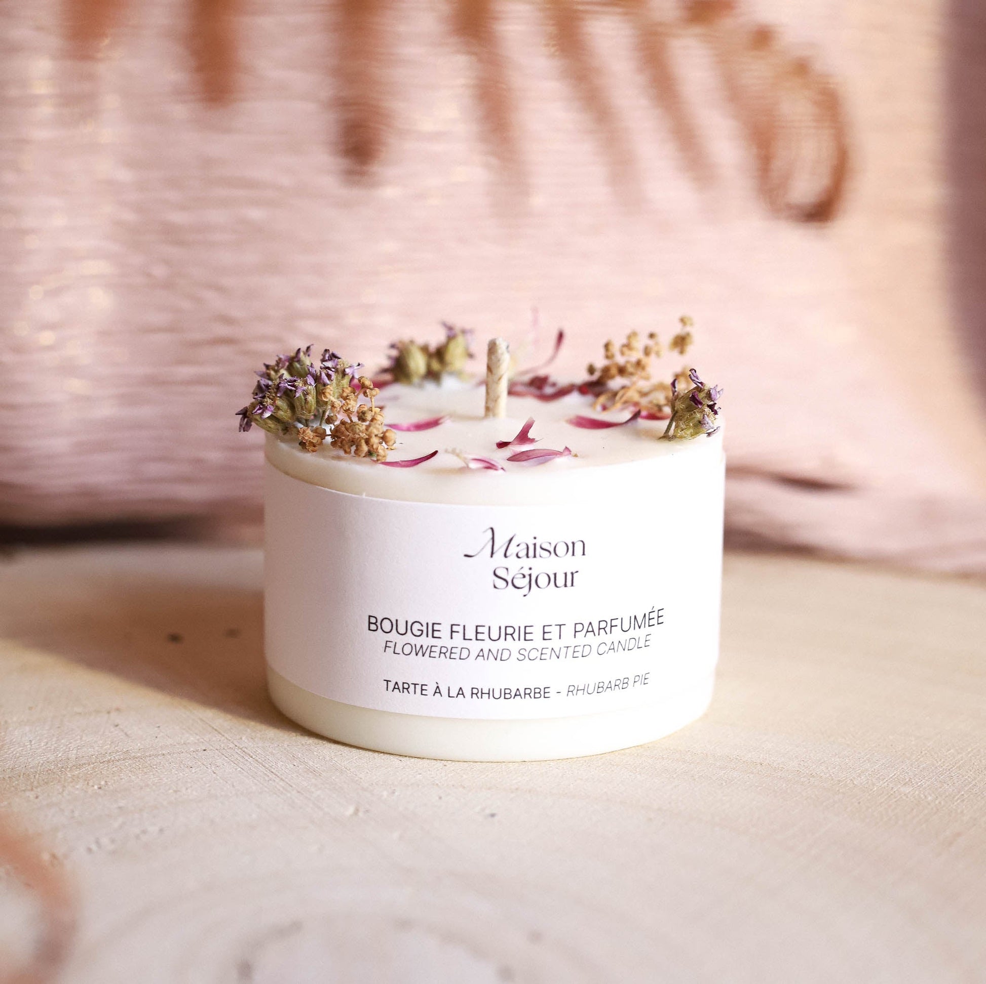 Bougie Votive Fleurie – Tarte à la Rhubarbe - MAISON SEJOUR - La Maison MilanaiseVOTIVERHUB