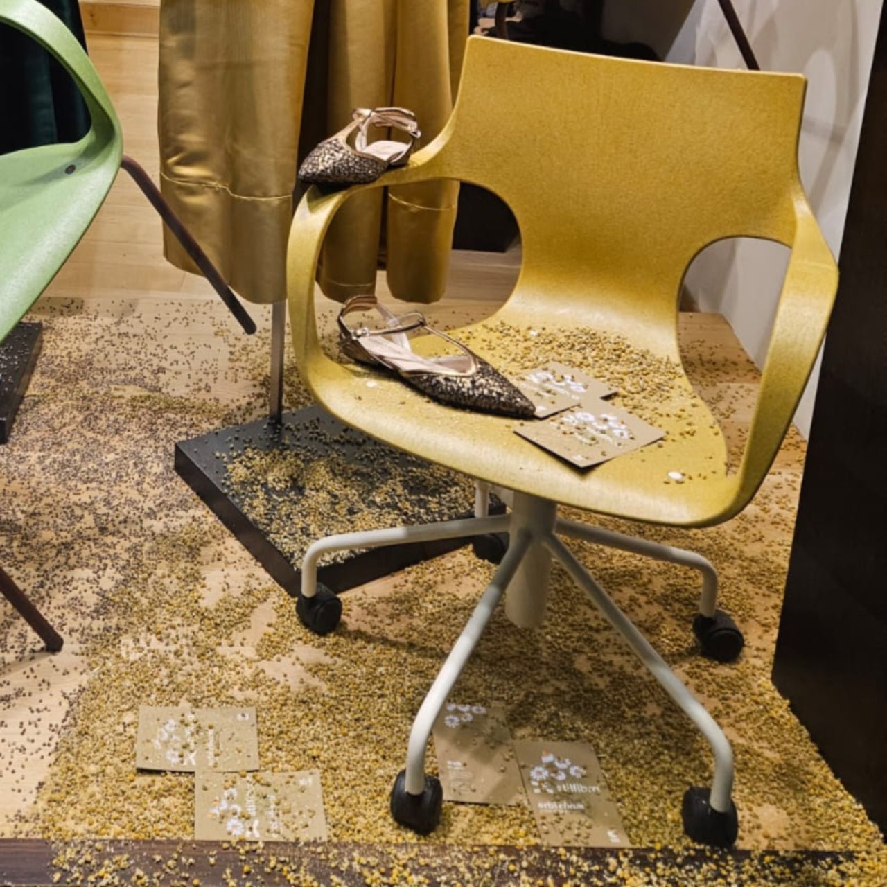 Chaise de bureau en plastique recyclé - STILFIBRA - La Maison MilanaiseVerte