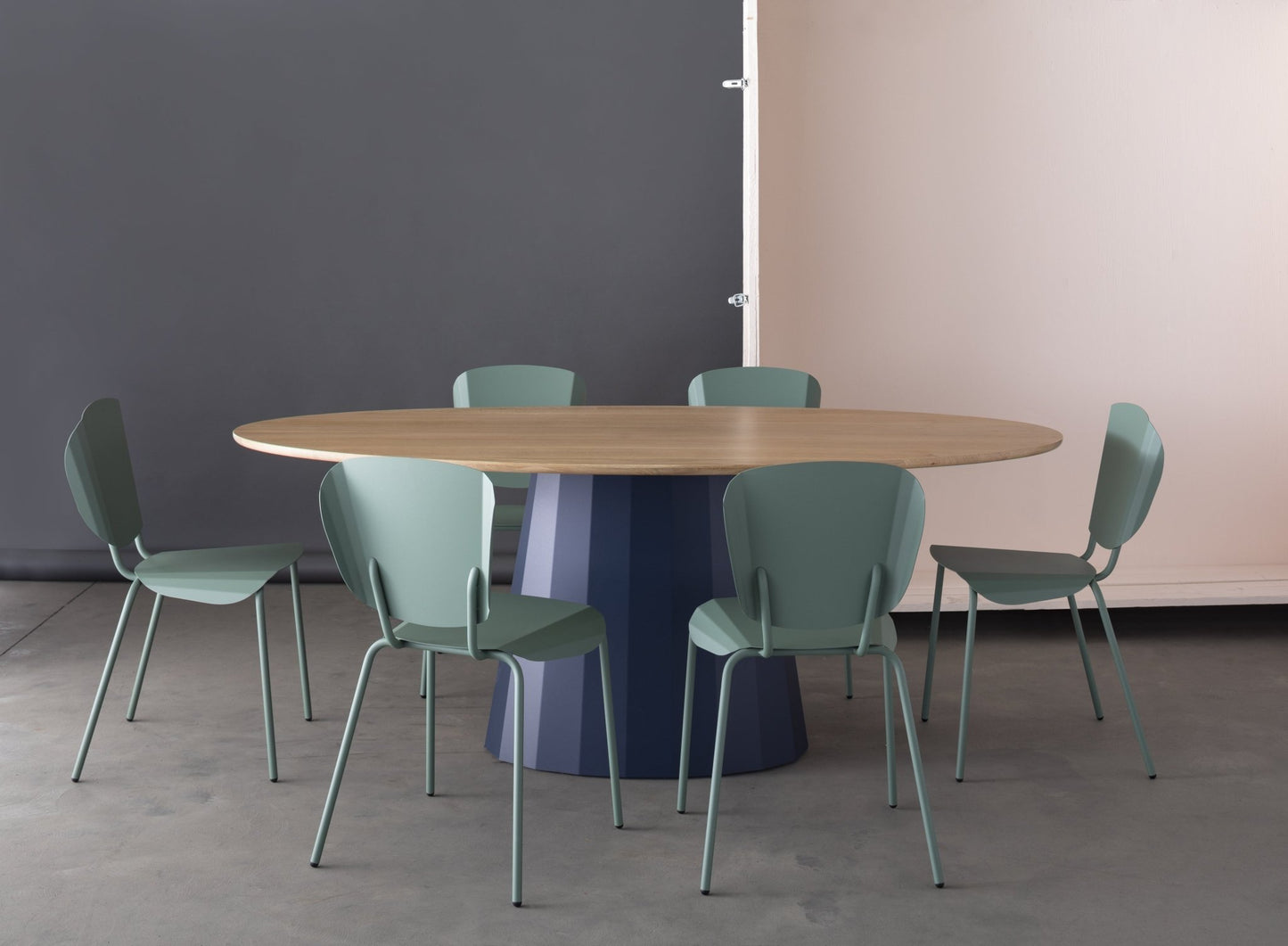 Chaise design en aluminium Batchair - MATIERE GRISE - La Maison MilanaiseBATCHAIR - 18Pêche 143