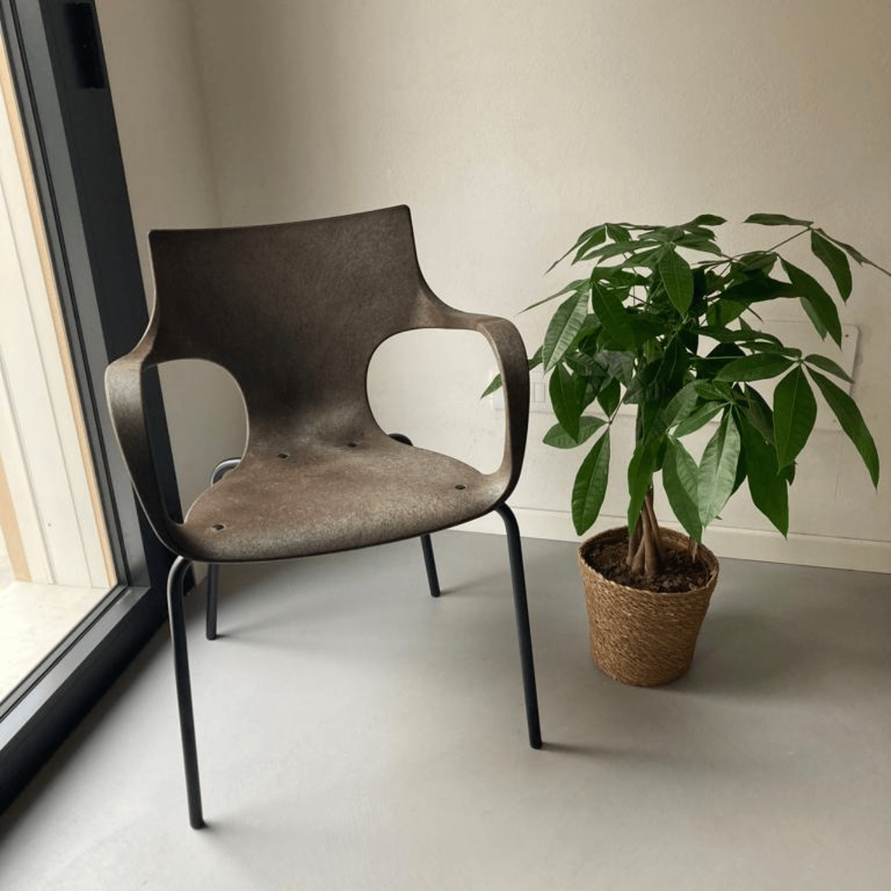 Chaise marron en plastique recyclé et métal Erbi - STILFIBRA - La Maison MilanaiseSTILSS0101697/STILSB2402751Noir