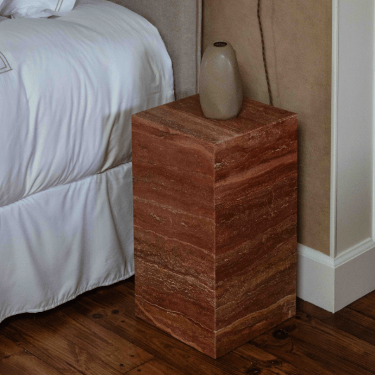 Colonne en Onyx ou travertin Agathos 55 - MANIFESTE - La Maison MilanaiseAGATHOS55ONYX - 1Travertin Rouge