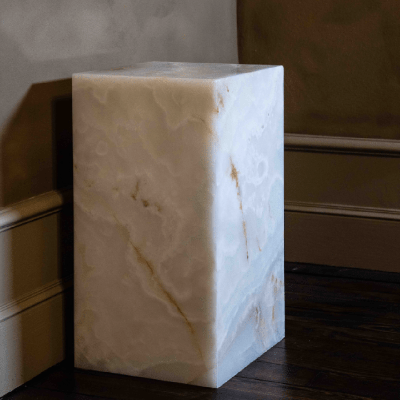 Colonne en Onyx ou travertin Agathos 55 - MANIFESTE - La Maison MilanaiseAGATHOS55ONYX - 4Onyx Blanc