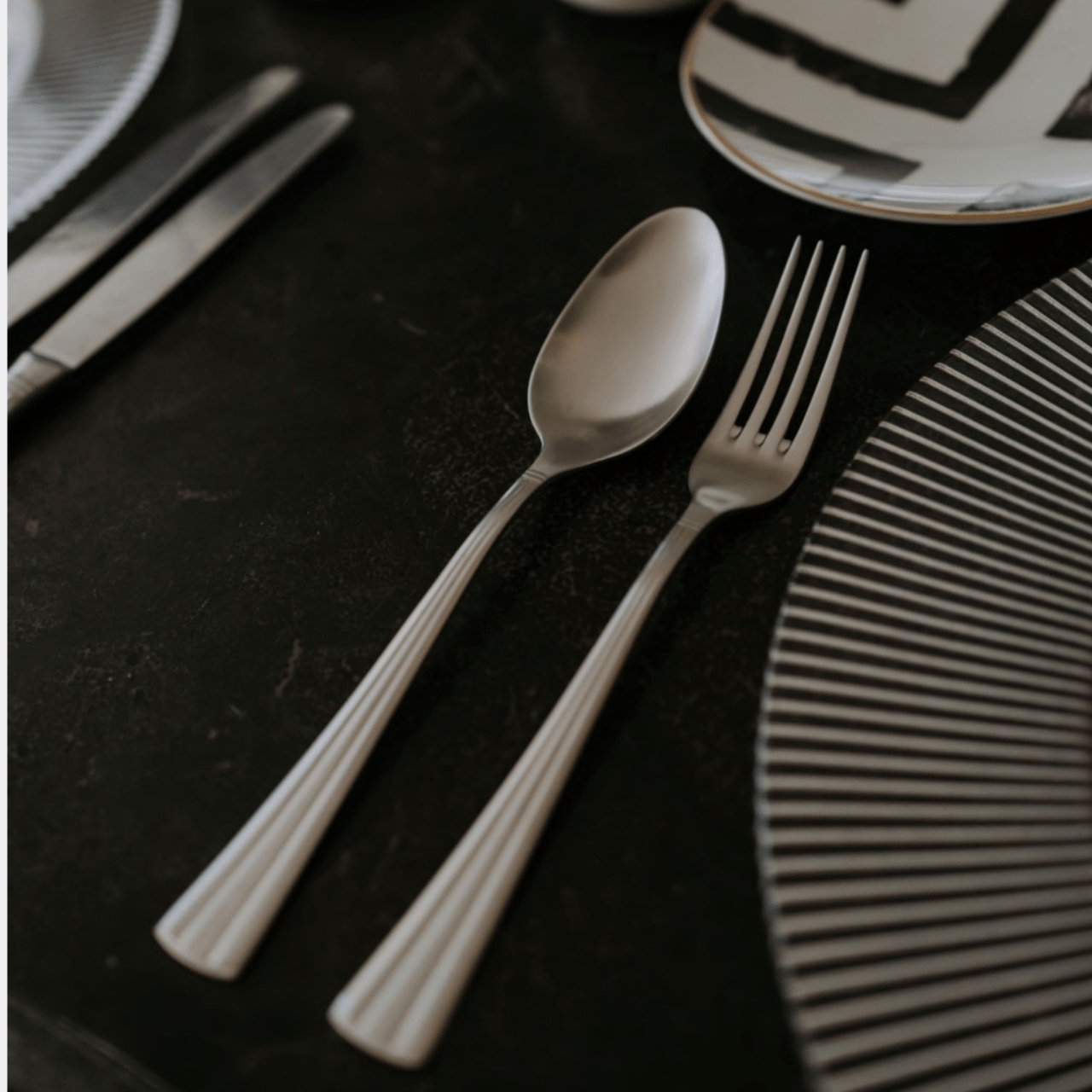 Couverts PRINCIPE en acier inox 18/10 – Élégance intemporelle par BELO INOX - La Maison MilanaiseBELOINOXPRINCIPEPOLIMIROIR2424 piècesManches pleins