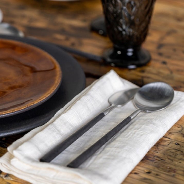 Ensemble couverts 24 pièces en inox Mito, Noir - COSTA NOVA - La Maison MilanaiseC20318MITO