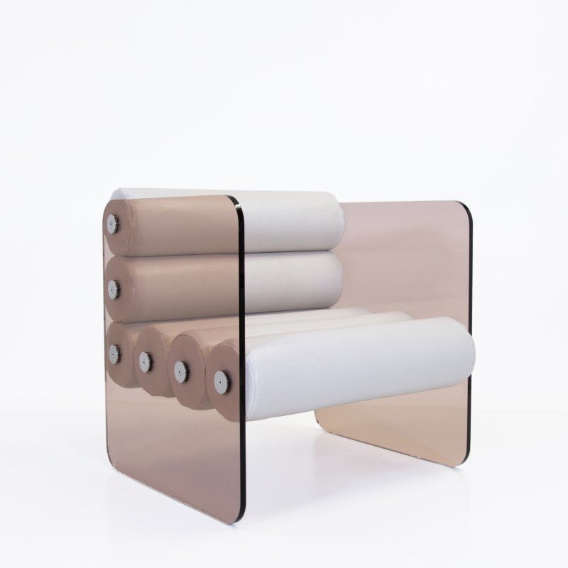 Fauteuil en altuglas et boudin en cuir végan MW01 - KUUMO DESIGN - La Maison MilanaiseCuir blancBronze