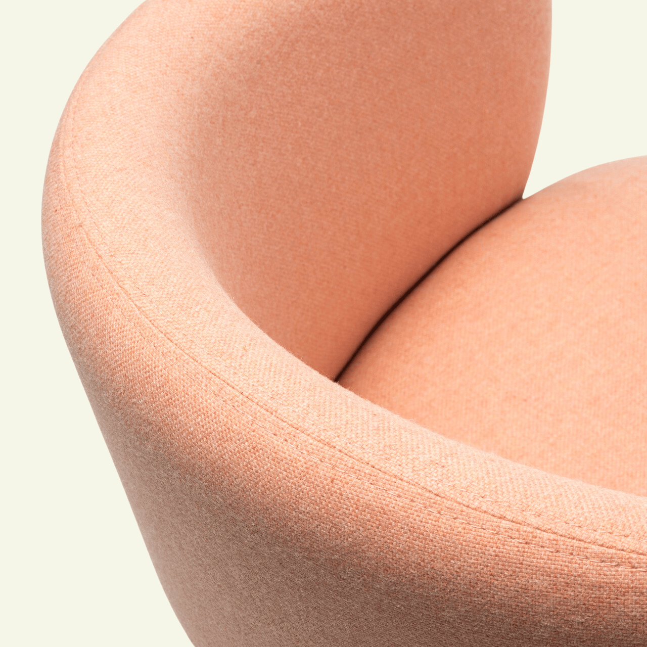 Fauteuil en tissu rembourré rose Bel TF - CHAIRS AND MORE - La Maison MilanaiseCHAISEBELTFFAUTEUIL