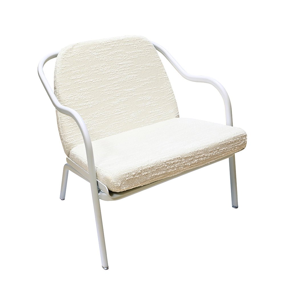Fauteuil lounge design en aluminium et tissus écru - ALLURE D'AZUR - La Maison MilanaiseEcumeEcru Bouclé