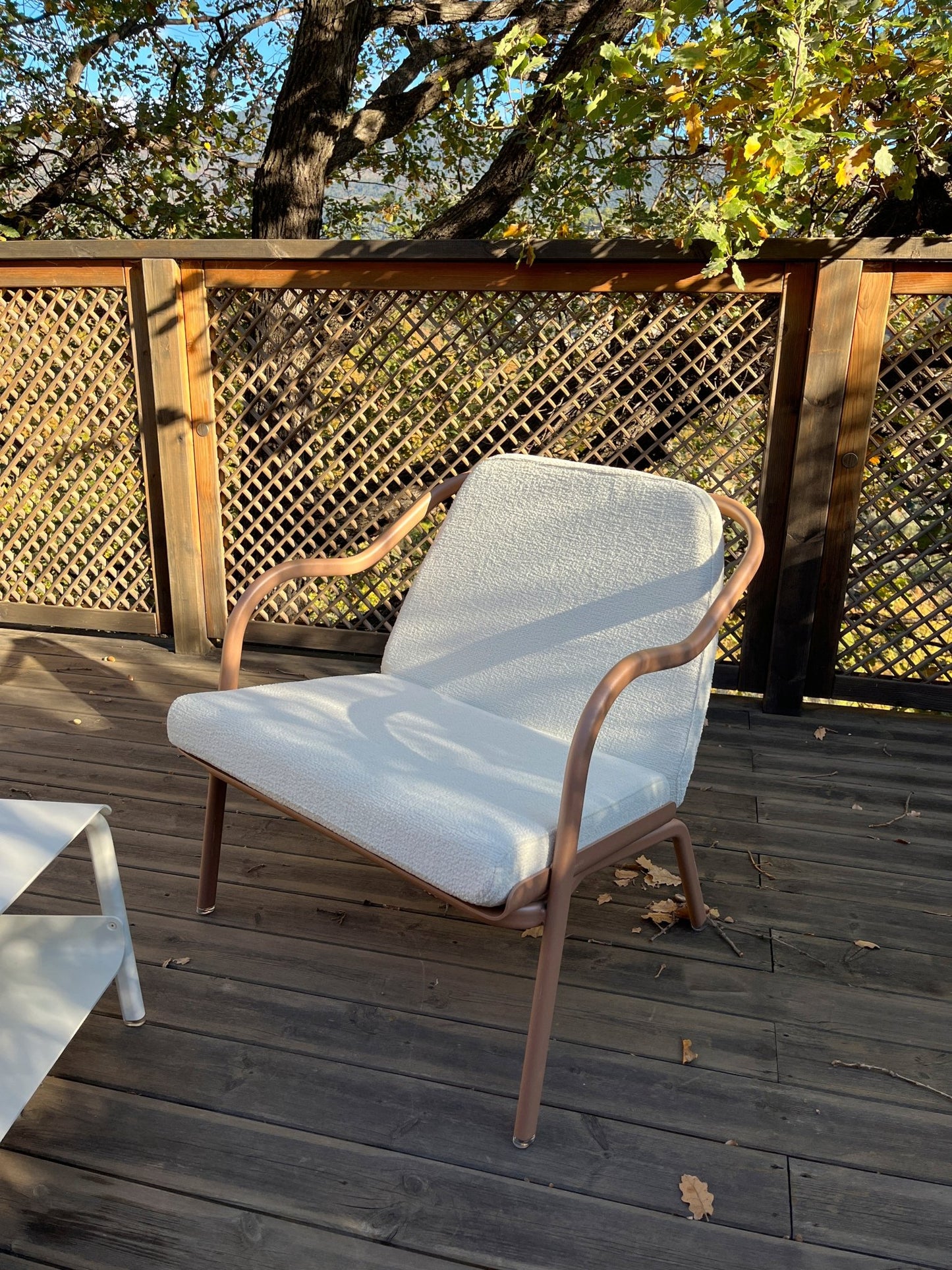 Fauteuil lounge design en aluminium et tissus écru - ALLURE D'AZUR - La Maison MilanaiseTerracottaTaupe grainé