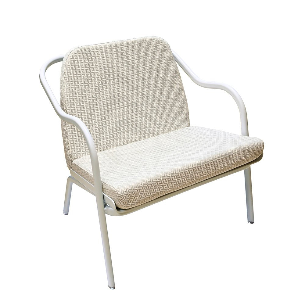 Fauteuil lounge design en aluminium et tissus écru - ALLURE D'AZUR - La Maison MilanaiseEcumeTaupe grainé