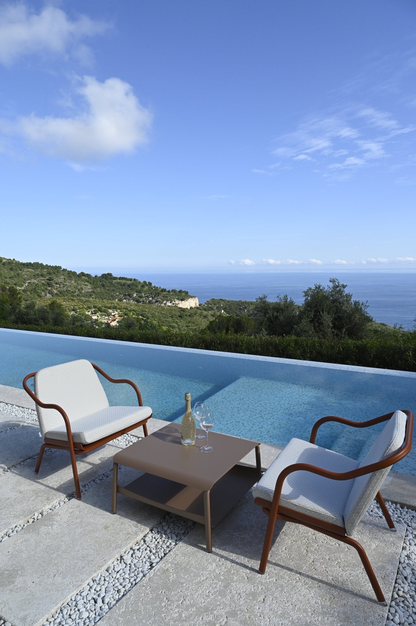 Fauteuil lounge design en aluminium et tissus vert - ALLURE D'AZUR - La Maison MilanaiseTerracottaVeronese