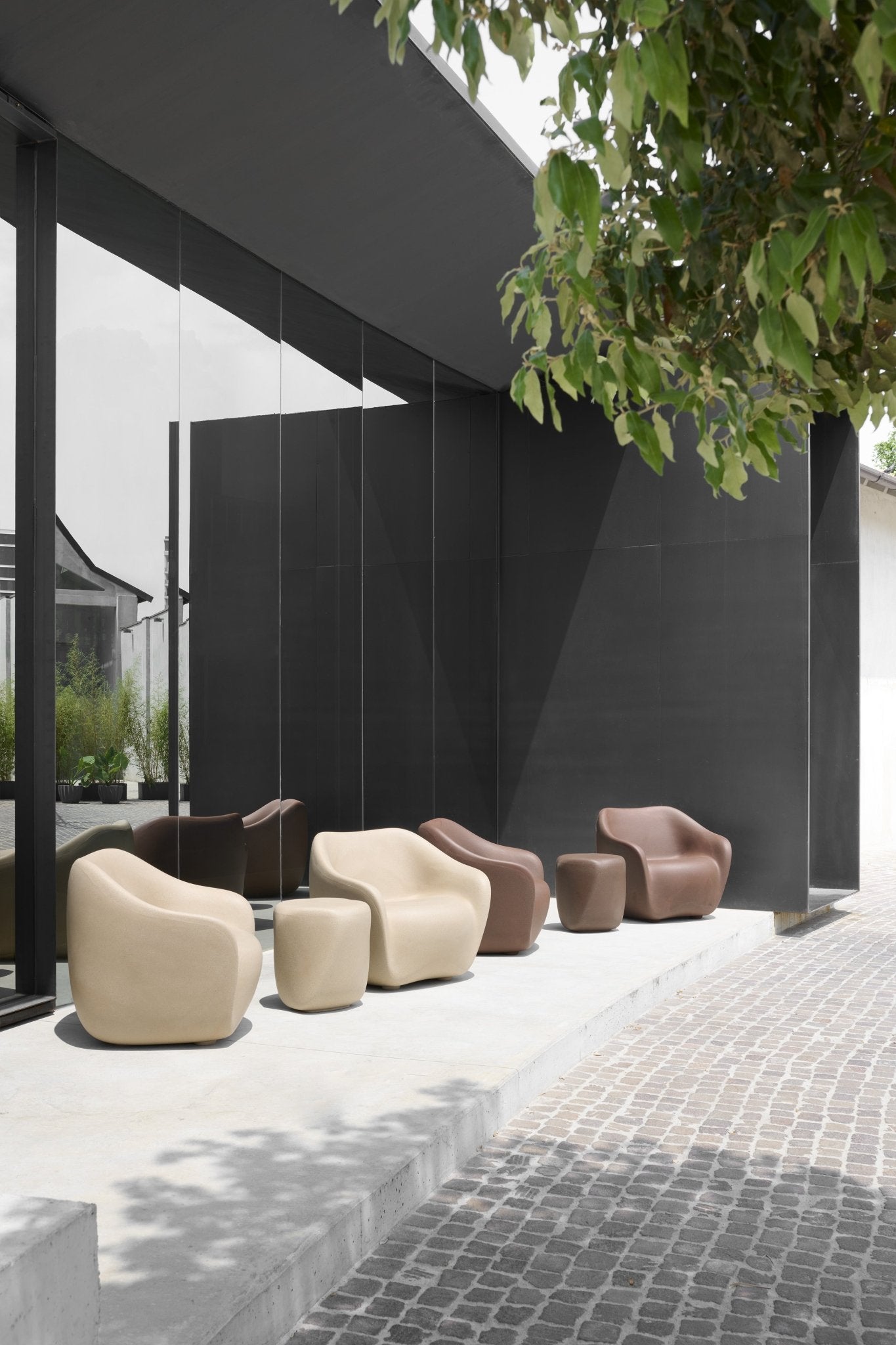 Fauteuil Reborn Chair – Design recyclé et responsable - SLIDE - La Maison MilanaiseREBORNCHAIR7Bleu abysse