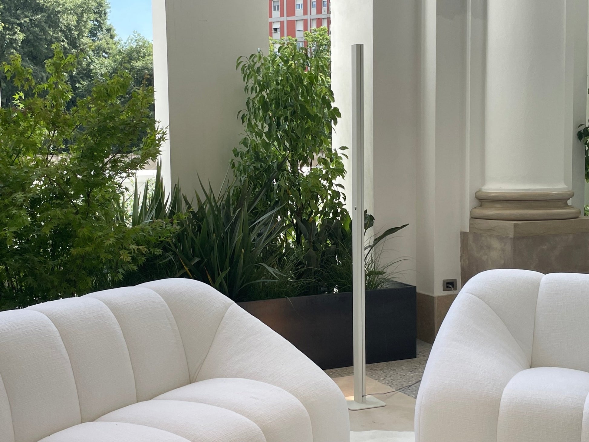 Lampadaire colonne en aluminium Ego - LUMEN CENTER - La Maison MilanaiseEG11103XL2NoirXL H169x23cmLED 2700K blanc chaud