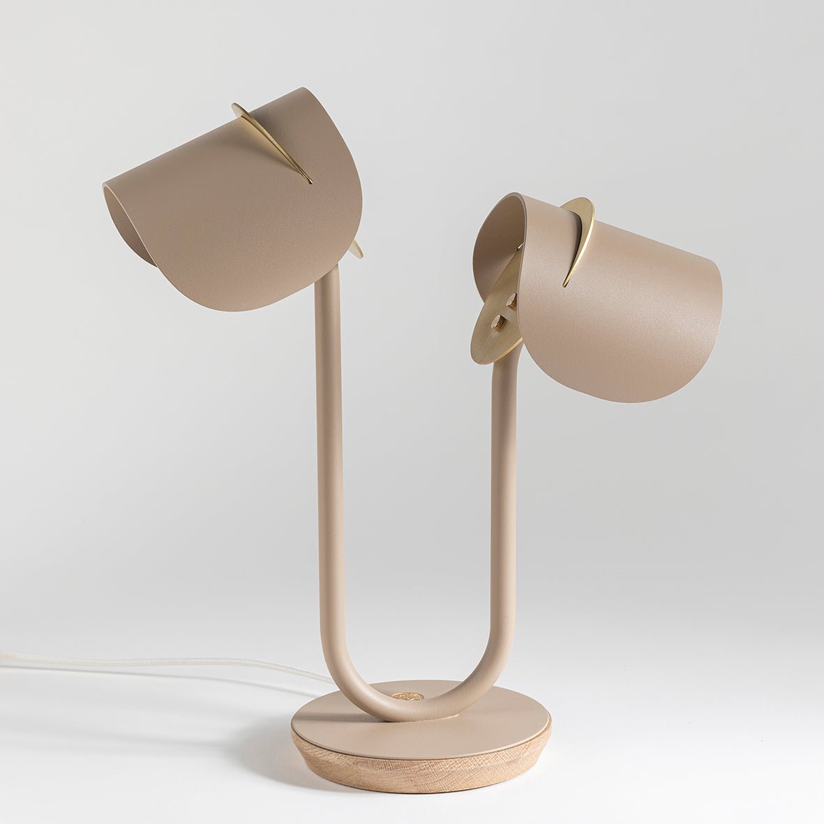 Lampe à poser Artisanat français & matériaux recyclés Pistil - JURIE & JARRE - La Maison MilanaisePILA01CLBLBeige LinChêne clair recycléBlanc