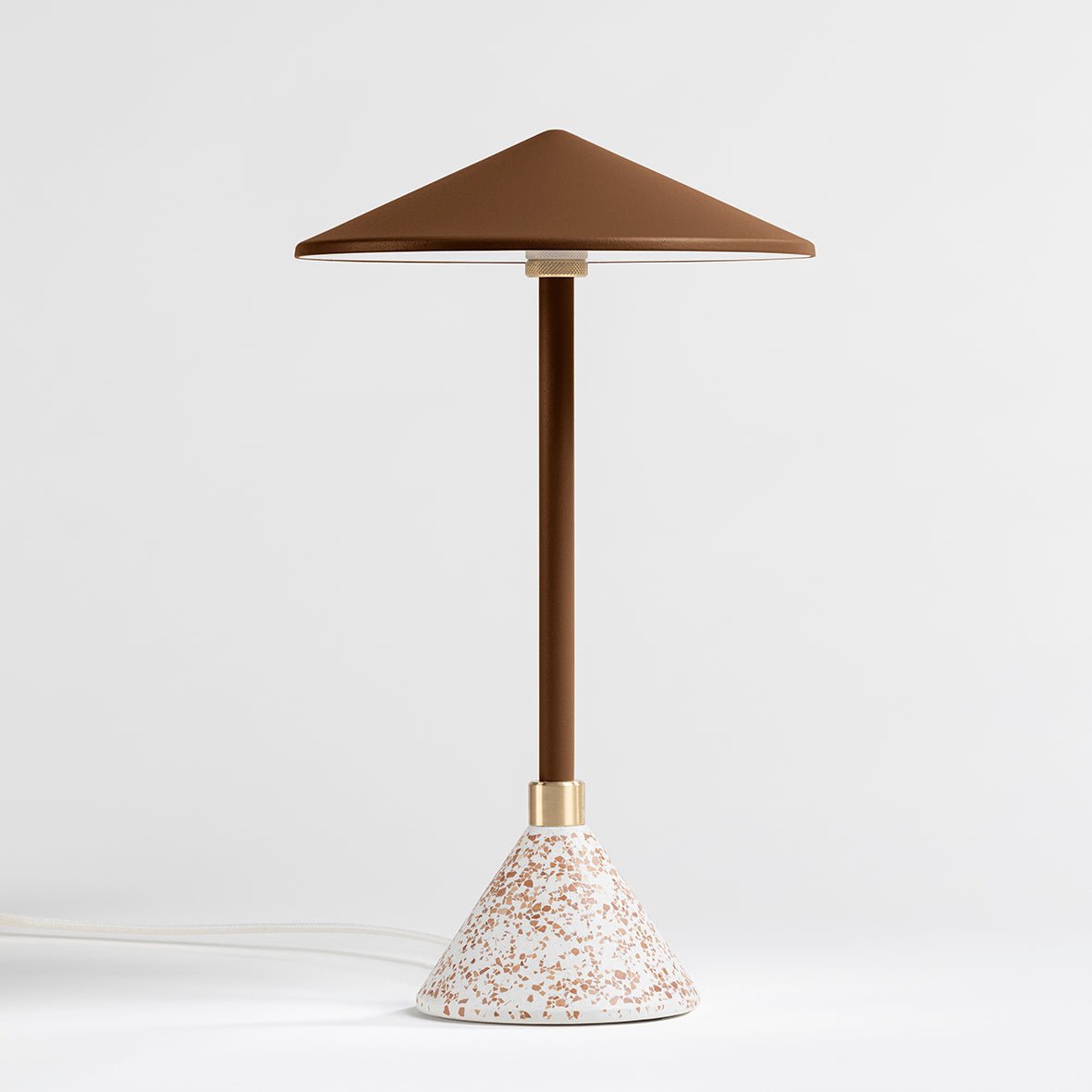 Lampe à poser Design artisanal & écoresponsable Aurore - JURIE & JARRE - La Maison MilanaiseAULA02OFBLBrun CognacOFEL - coquilles d'oeufs recycléesBlanc