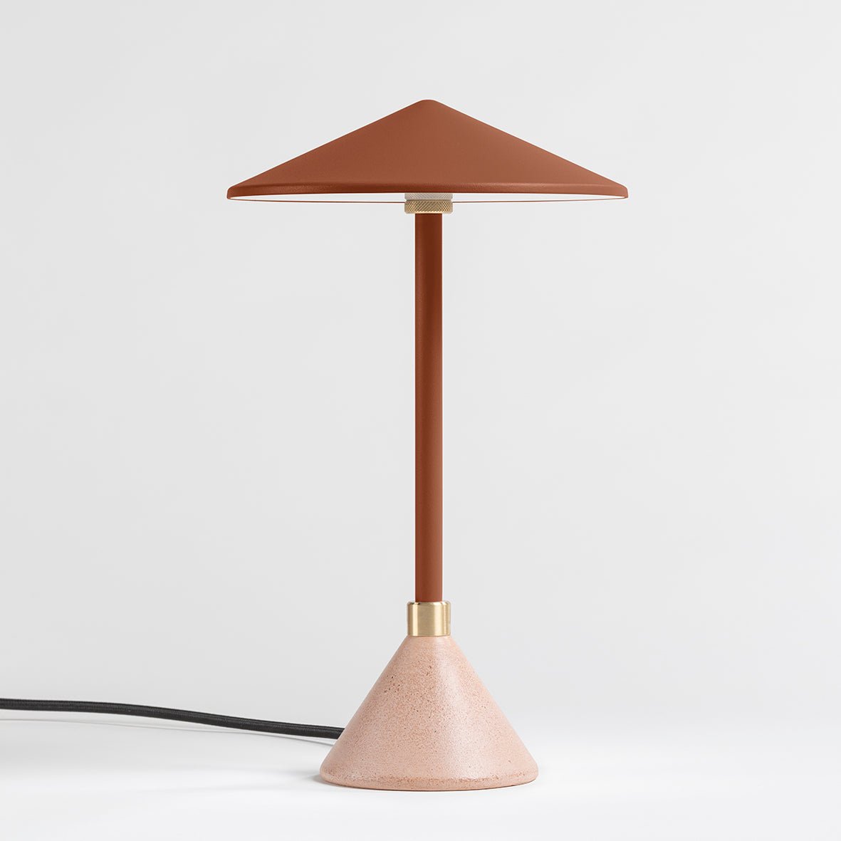 Lampe à poser Design artisanal & écoresponsable Aurore - JURIE & JARRE - La Maison MilanaiseAULA04TENOOrange Terre CuiteTERRA - Terre cuite recycléeNoir