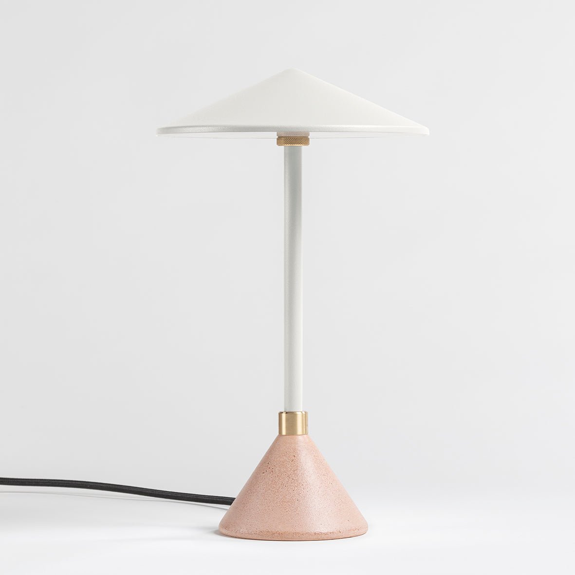 Lampe à poser Design artisanal & écoresponsable Aurore - JURIE & JARRE - La Maison MilanaiseAULA06TENOBlanc AlbâtreTERRA - Terre cuite recycléeNoir