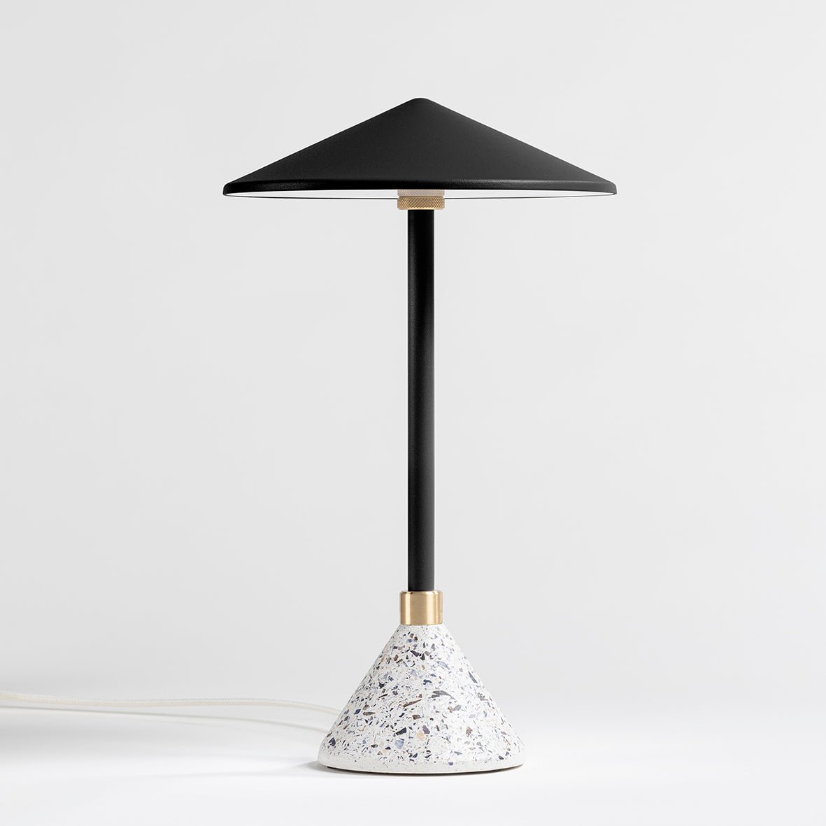 Lampe à poser Design artisanal & écoresponsable Aurore - JURIE & JARRE - La Maison MilanaiseAULA10MEBLNoir EbèneMELO - coquilles de moules recycléesBlanc