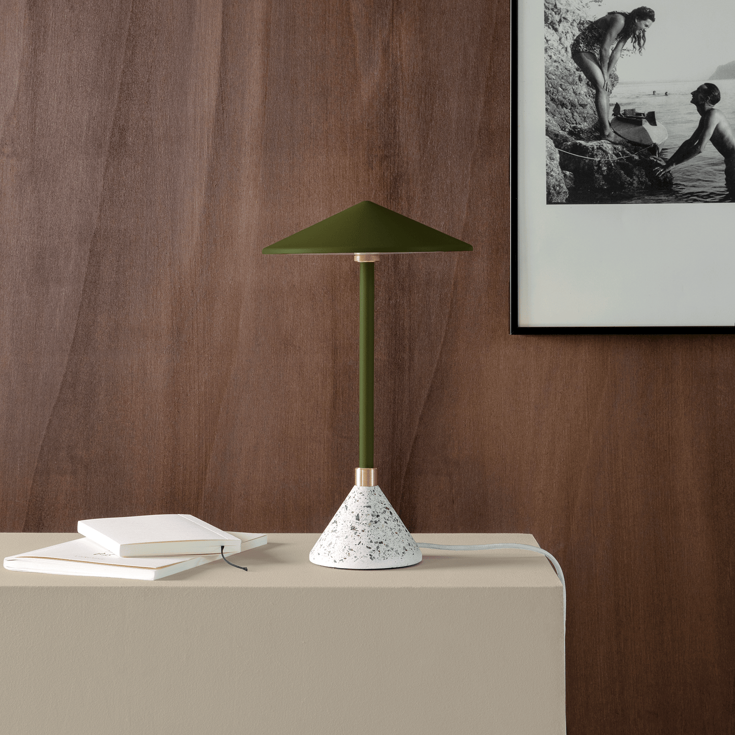 Lampe à poser Design artisanal & écoresponsable Aurore - JURIE & JARRE - La Maison MilanaiseAULA06MENOBlanc AlbâtreMELO - coquilles de moules recycléesNoir