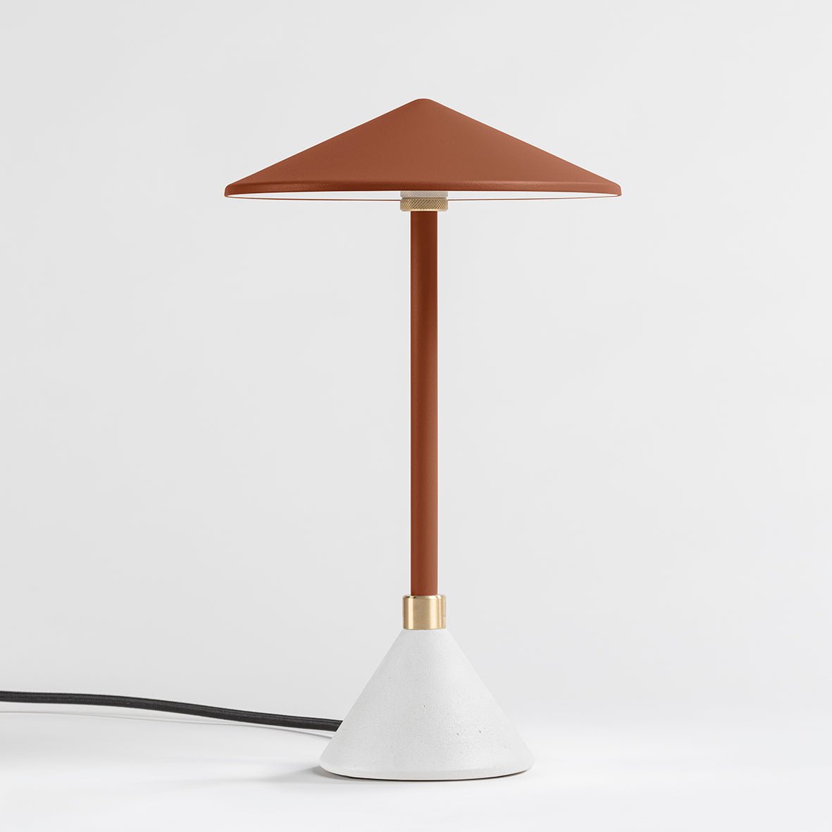 Lampe à poser Design artisanal & écoresponsable Aurore - JURIE & JARRE - La Maison MilanaiseAULA04SINOOrange Terre CuiteSILO - Silice recycléeNoir