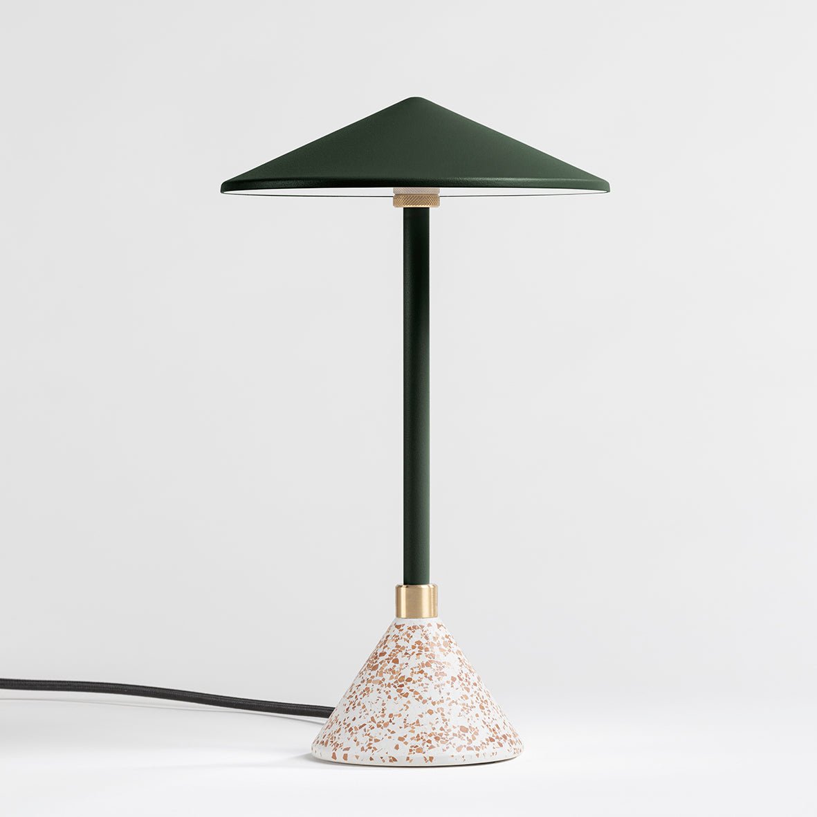 Lampe à poser Design artisanal & écoresponsable Aurore - JURIE & JARRE - La Maison MilanaiseAULA08OFNOVert ImpérialOFEL - coquilles d'oeufs recycléesNoir