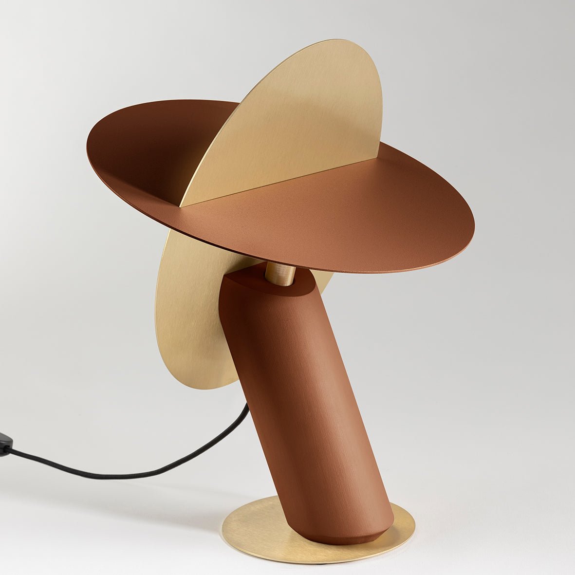 Lampe à poser design durable en hêtre & laiton Céleste - JURIE & JARRE - La Maison MilanaiseCELA04NOOrange Terre CuiteNoir