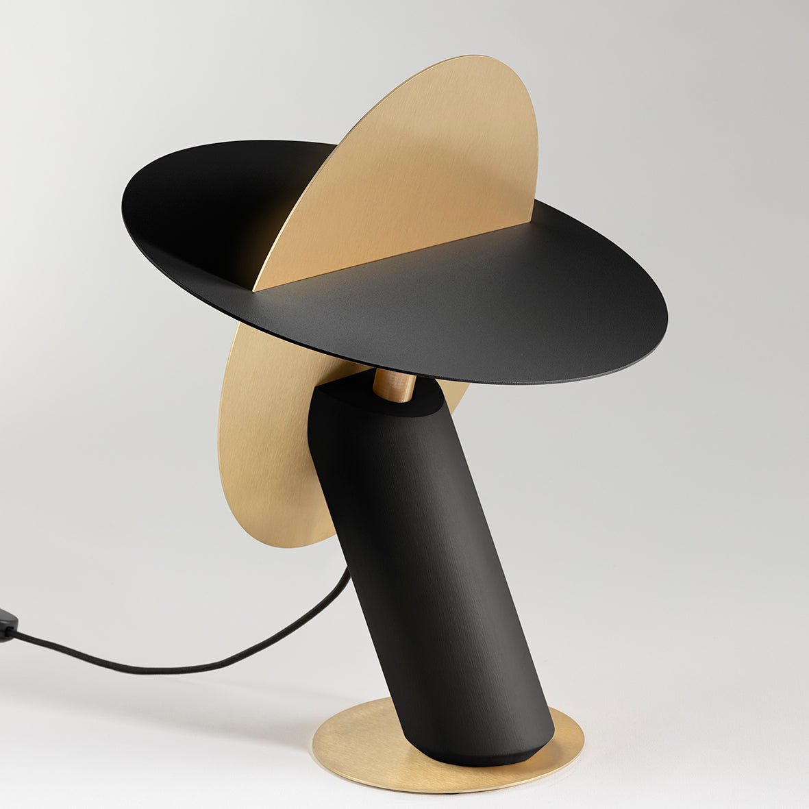 Lampe à poser design durable en hêtre & laiton Céleste - JURIE & JARRE - La Maison MilanaiseCELA10NONoir EbèneNoir