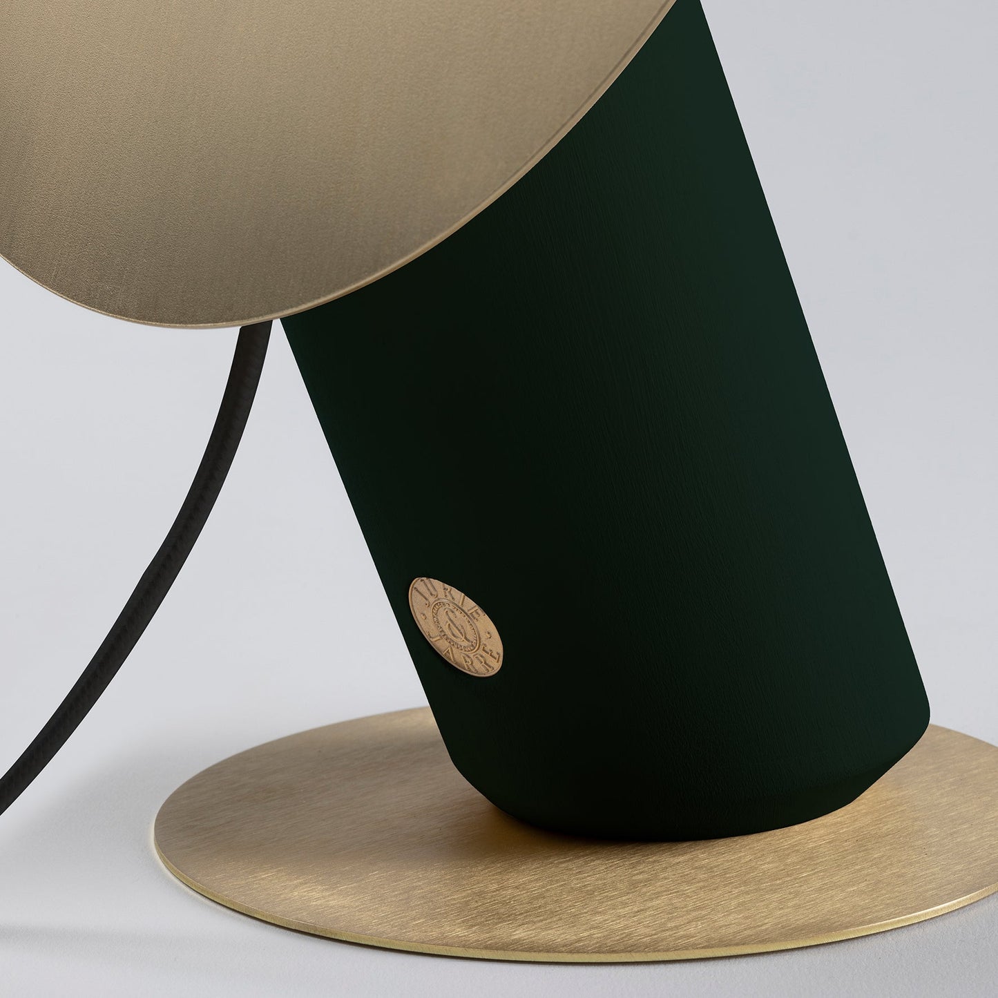 Lampe à poser design durable en hêtre & laiton Céleste - JURIE & JARRE - La Maison MilanaiseCELA01NOBeige LinNoir