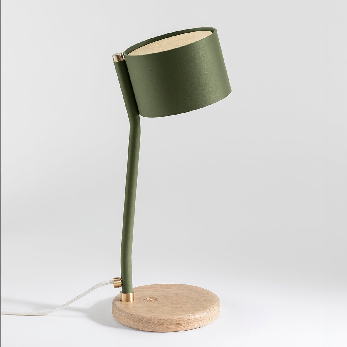 Lampe à poser design recyclé et artisanat français Canopée - JURIE & JARRE - La Maison MilanaiseCALA07CLBLVert OliveChêne clair recycléBlanc