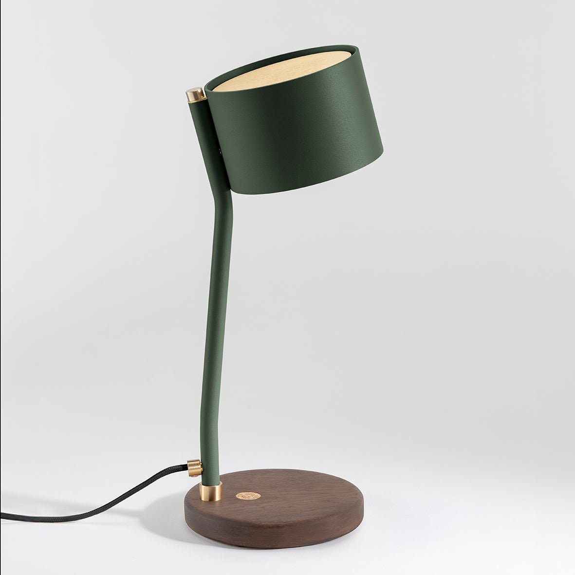 Lampe à poser design recyclé et artisanat français Canopée - JURIE & JARRE - La Maison MilanaiseCALA08FONOVert ImpérialChêne foncé recycléNoir