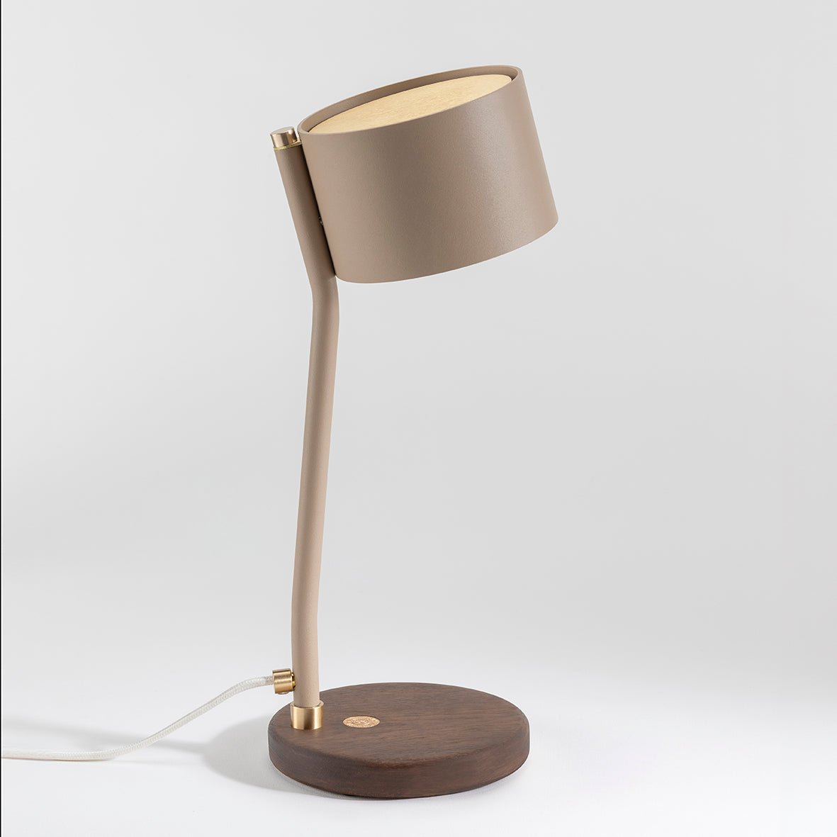 Lampe à poser design recyclé et artisanat français Canopée - JURIE & JARRE - La Maison MilanaiseCALA01FOBLBeige LinChêne foncé recycléBlanc
