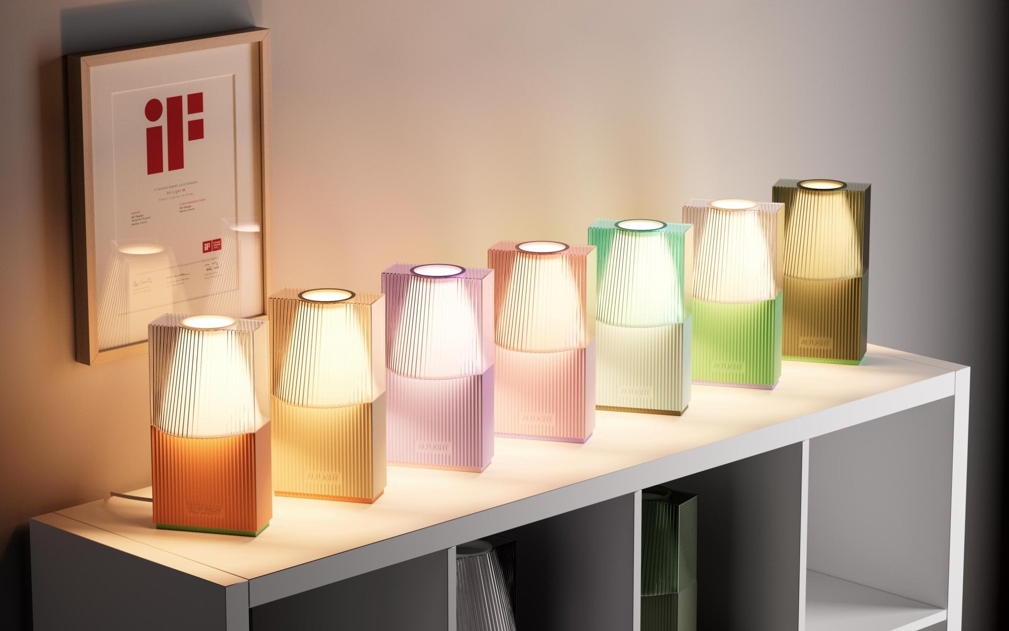 Lampe ALT Light M – Design durable & lumière sculpturale - ALT LIGHT - La Maison MilanaiseALTLIGHTM - 5Vert/VioletTransparent