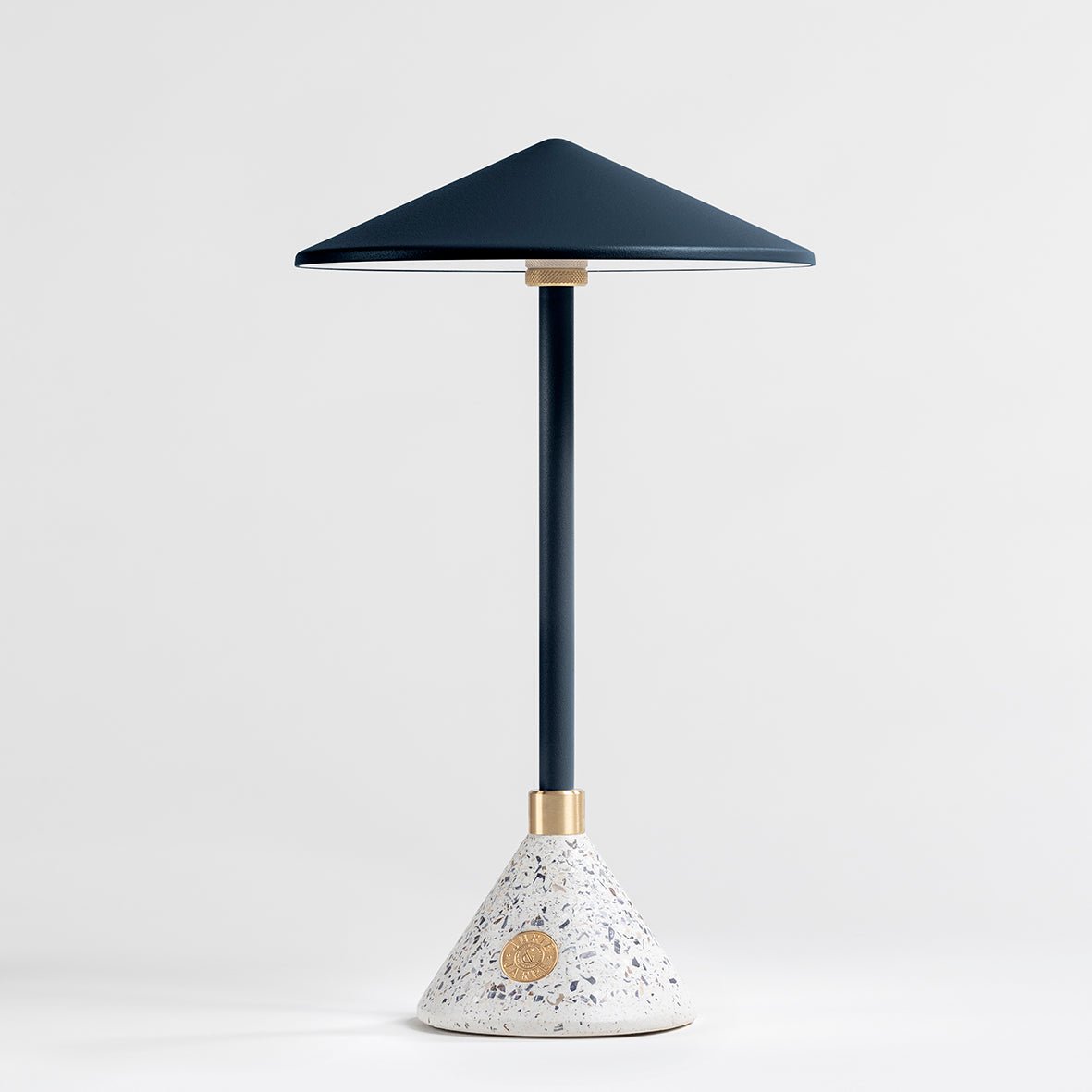 Lampe Baladeuse design et artisanale made in France Aurore - JURIE & JARRE - La Maison MilanaiseAUBA09MEBleu CrépusculeMELO - coquilles de moules recyclées