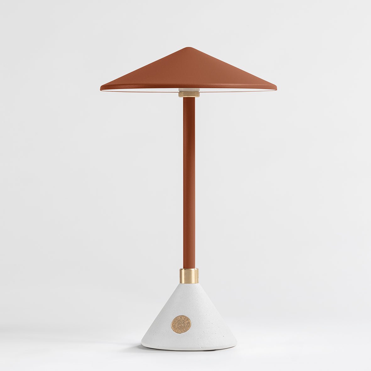 Lampe Baladeuse design et artisanale made in France Aurore - JURIE & JARRE - La Maison MilanaiseAUBA04SIOrange Terre CuiteSILO - Silice recyclée