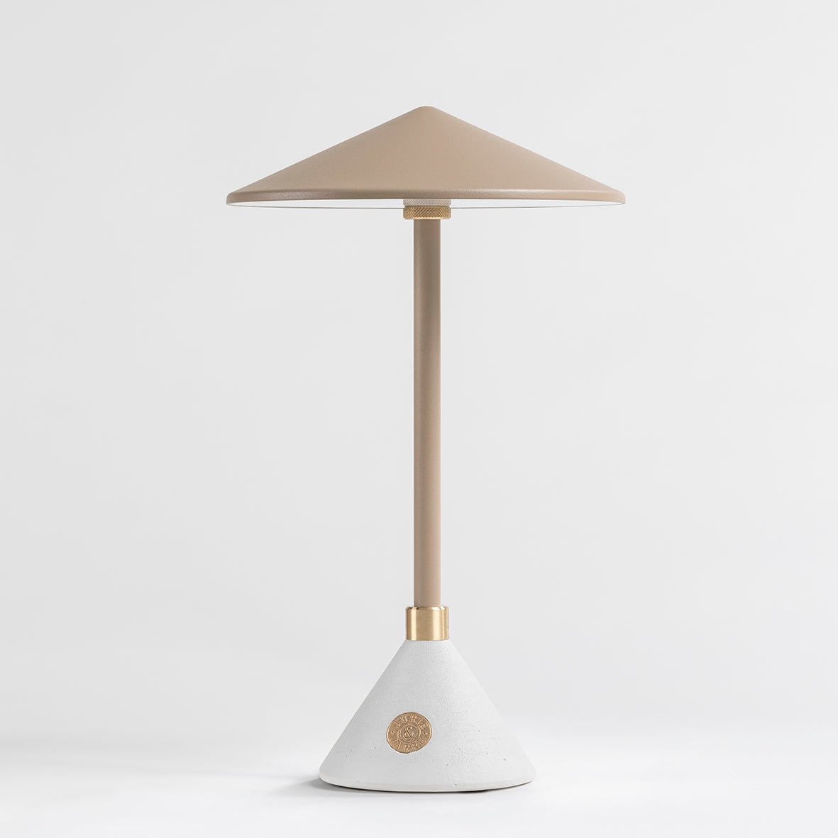 Lampe Baladeuse design et artisanale made in France Aurore - JURIE & JARRE - La Maison MilanaiseAUBA01SIBeige LinSILO - Silice recyclée