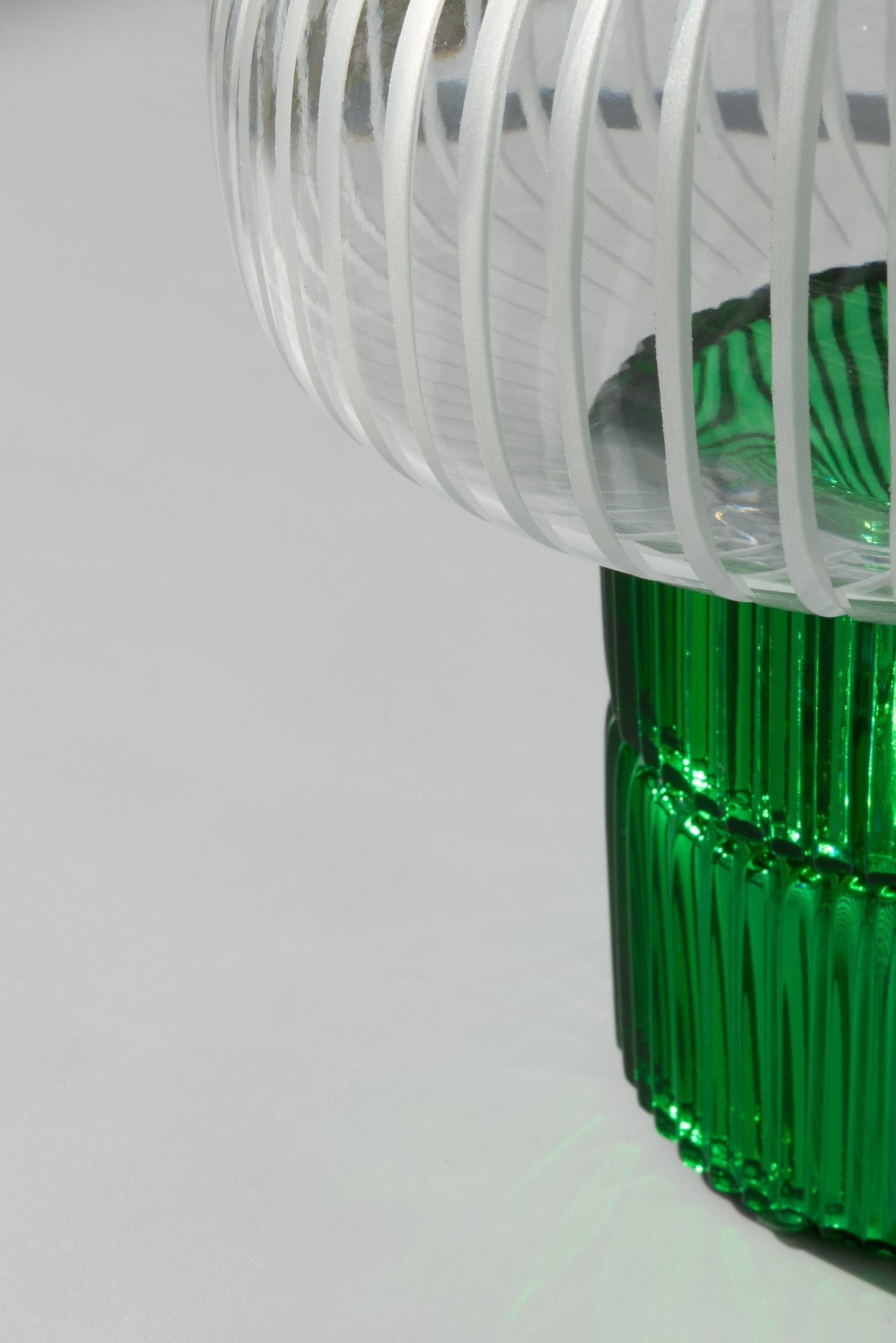 Lampe Tello en Cristal soufflé et gravé à la main - STUDIO BOJOLA - La Maison MilanaiseTELLOG1Grande H26xL26cm1