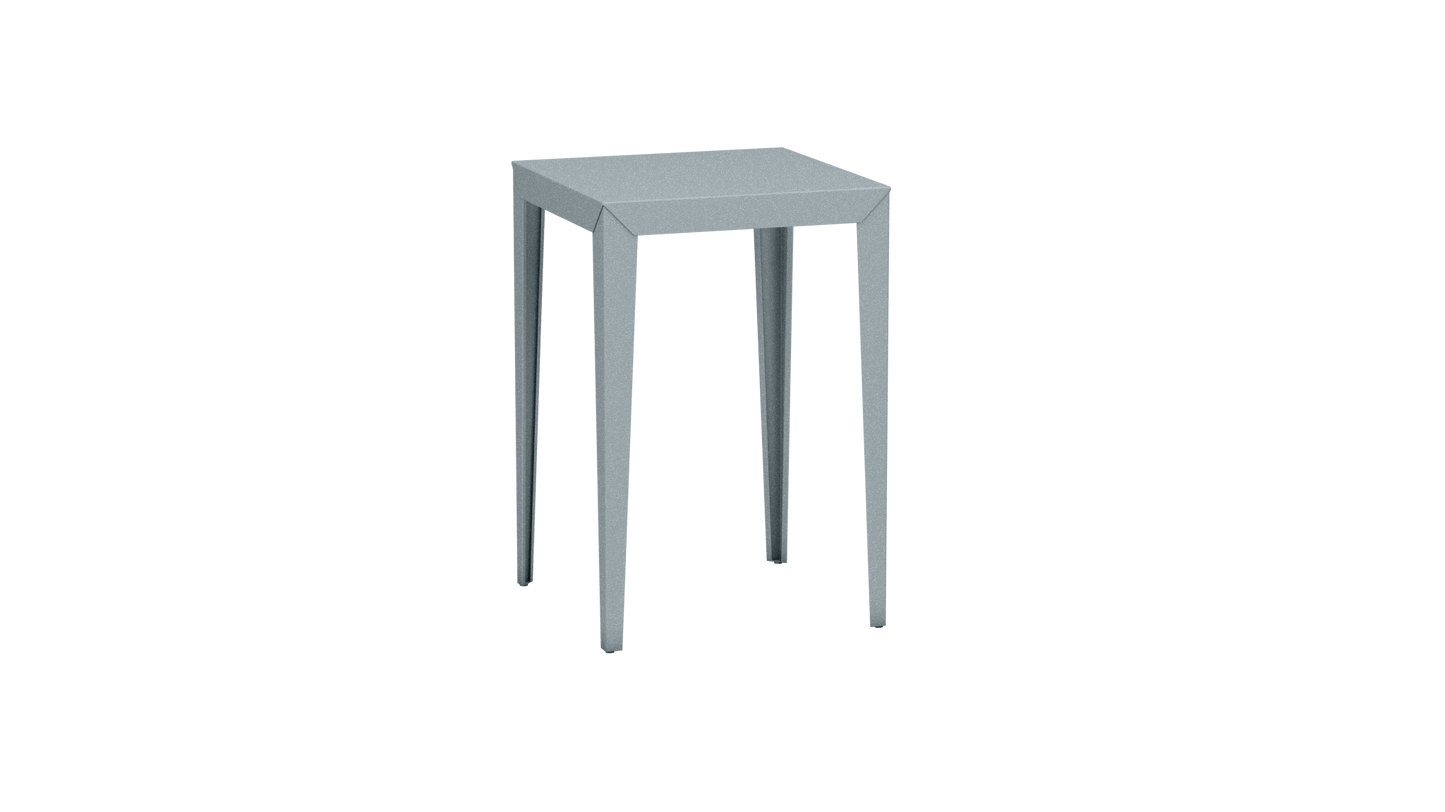 Mange - Debout carré 70cm en aluminium Zef - MATIERE GRISE - La Maison MilanaiseMD70ZEF24Nuage 002Fuselés