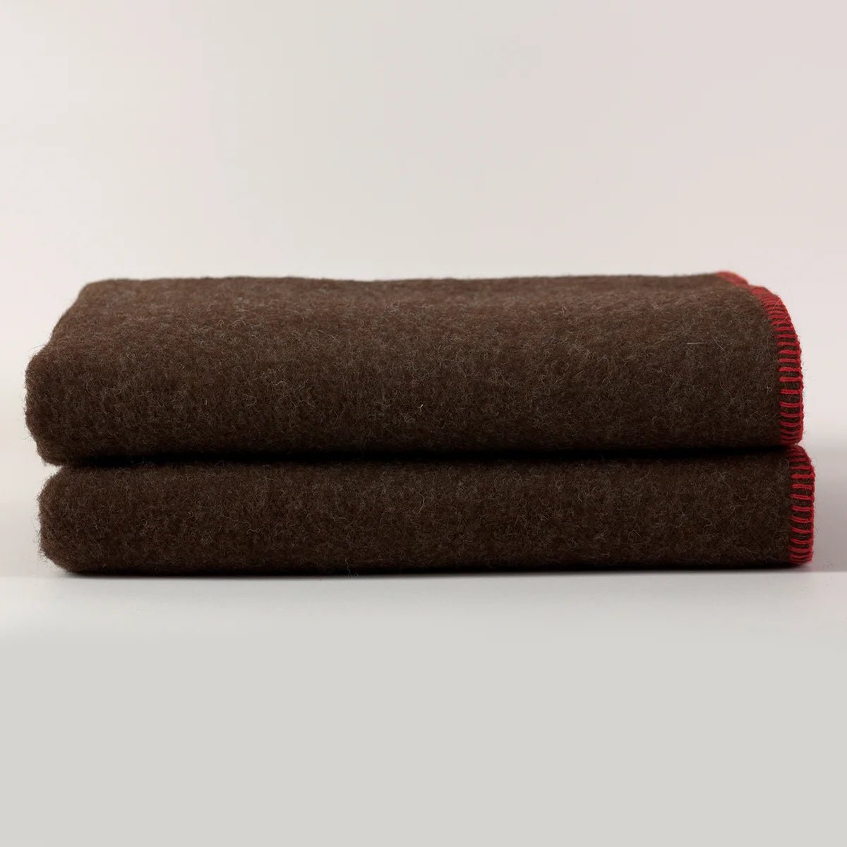 Plaid 100% Laine chocolat Madres - MIDIPY - La Maison MilanaiseCarminCarmin