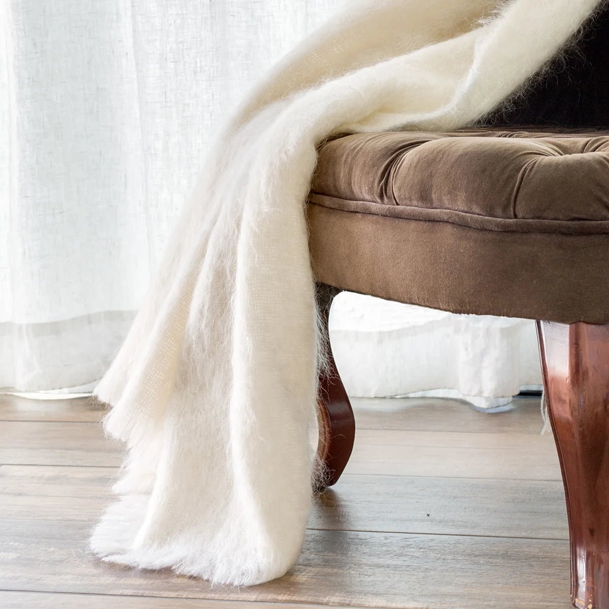 Plaid 100% Laine mohair blanche Neouvielle - MIDIPY - La Maison MilanaiseSans porte - plaid