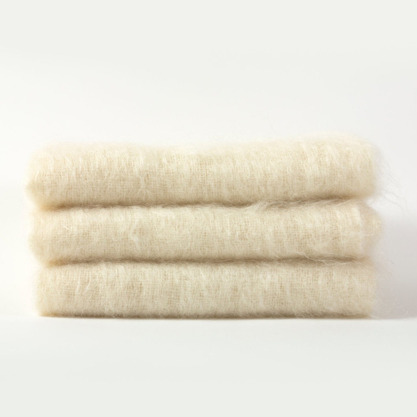 Plaid 100% Laine Mohair blanche Sorgues - MIDIPY - La Maison MilanaiseJUNIOR 180x240cm