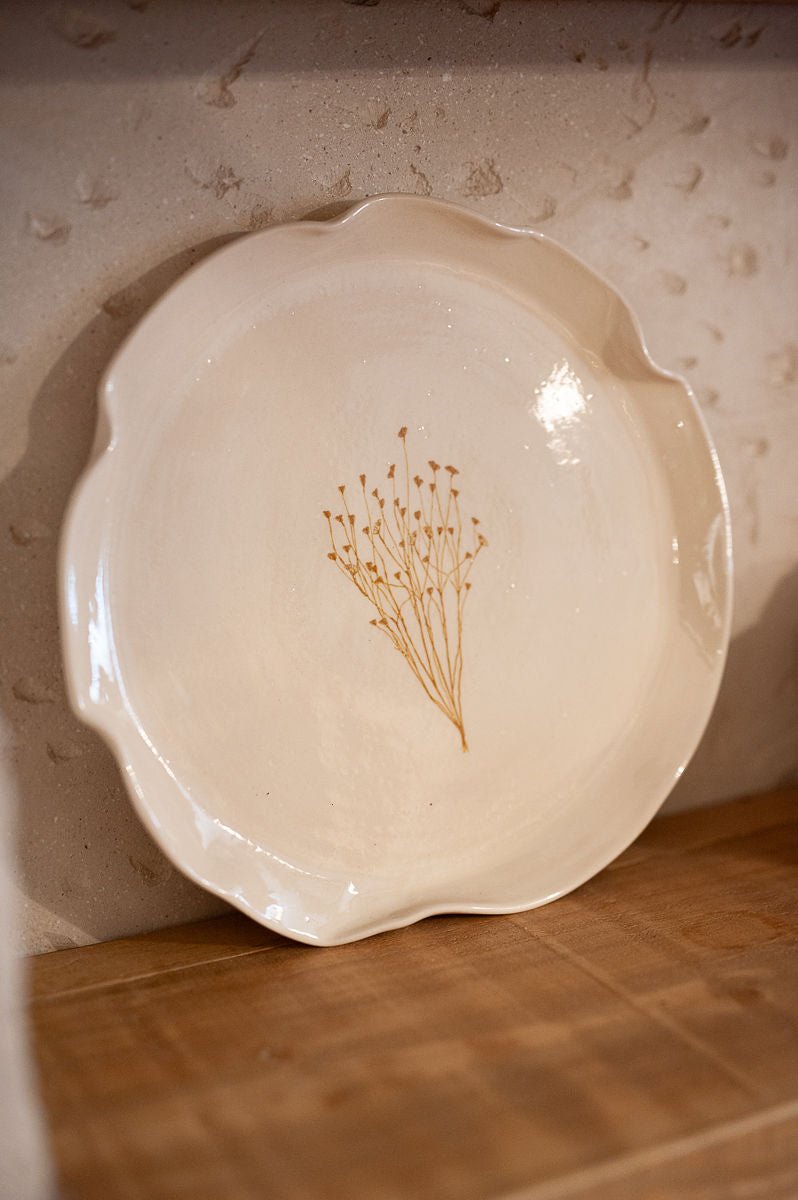 Plat en faïence blanche Wild Field - MARTINAS HOME - La Maison MilanaisePLATRONDWILDFIELDJAUNERond Ø30cmMoutarde