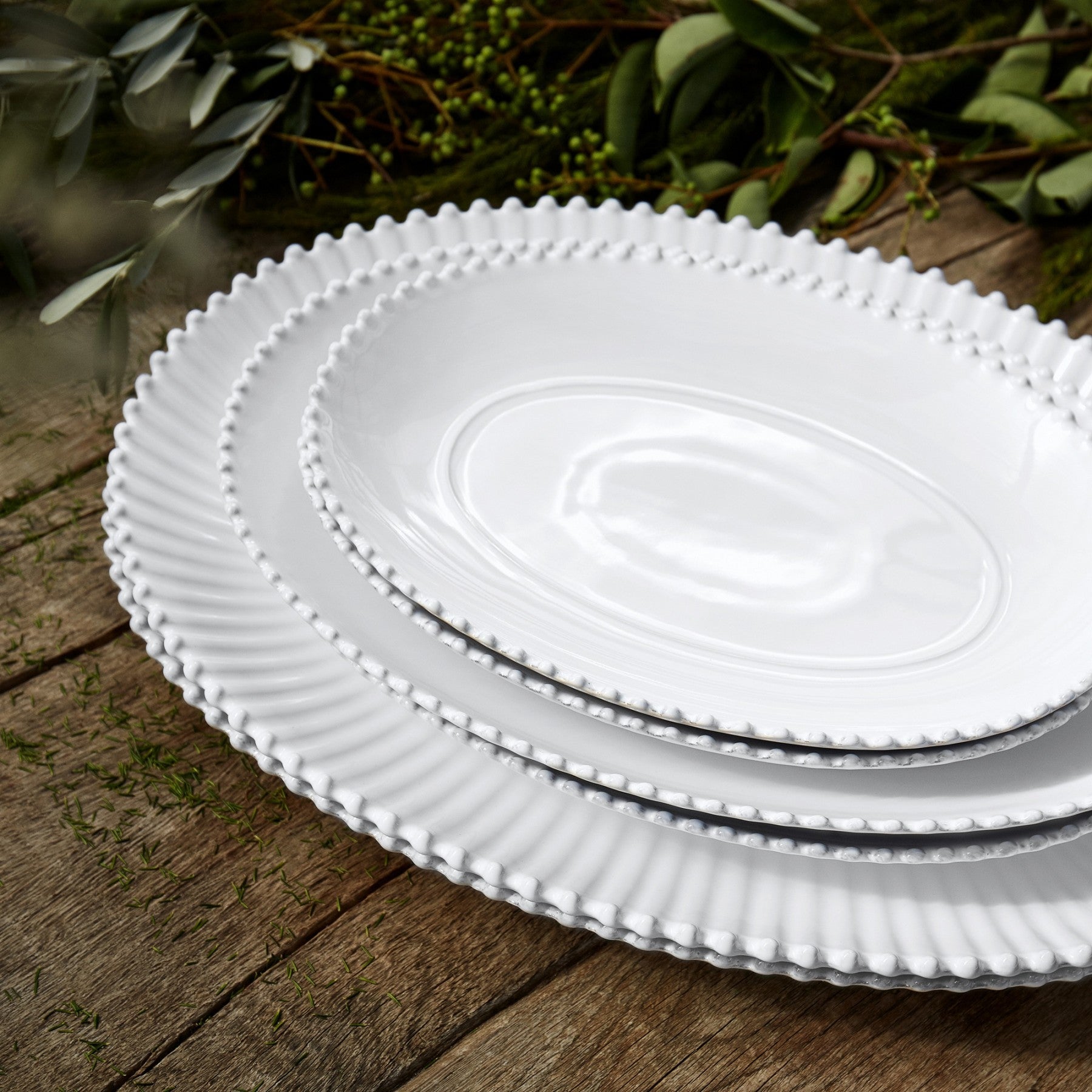 Plat ovale en grès fin bord perlé Pearl - COSTA NOVA - La Maison MilanaisePEA331BMoyen 34.2x25xH3.5cmBlanc